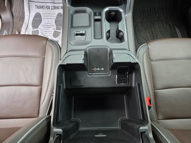 Used 2024 GMC Sierra 3500 Denali w/ Technology Package image 22