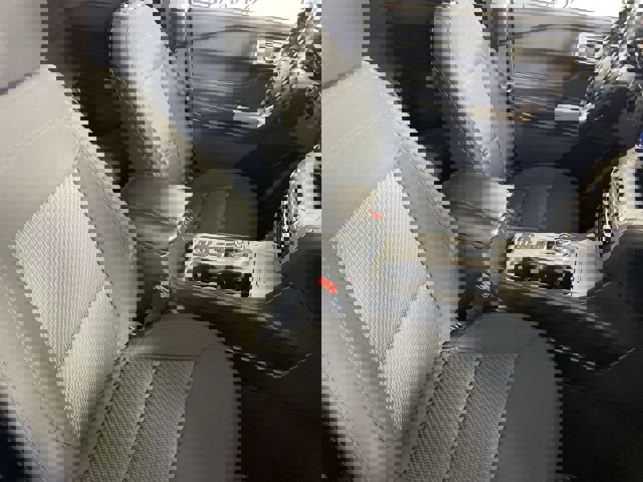 Used 2022 Ford Explorer XLT image 24