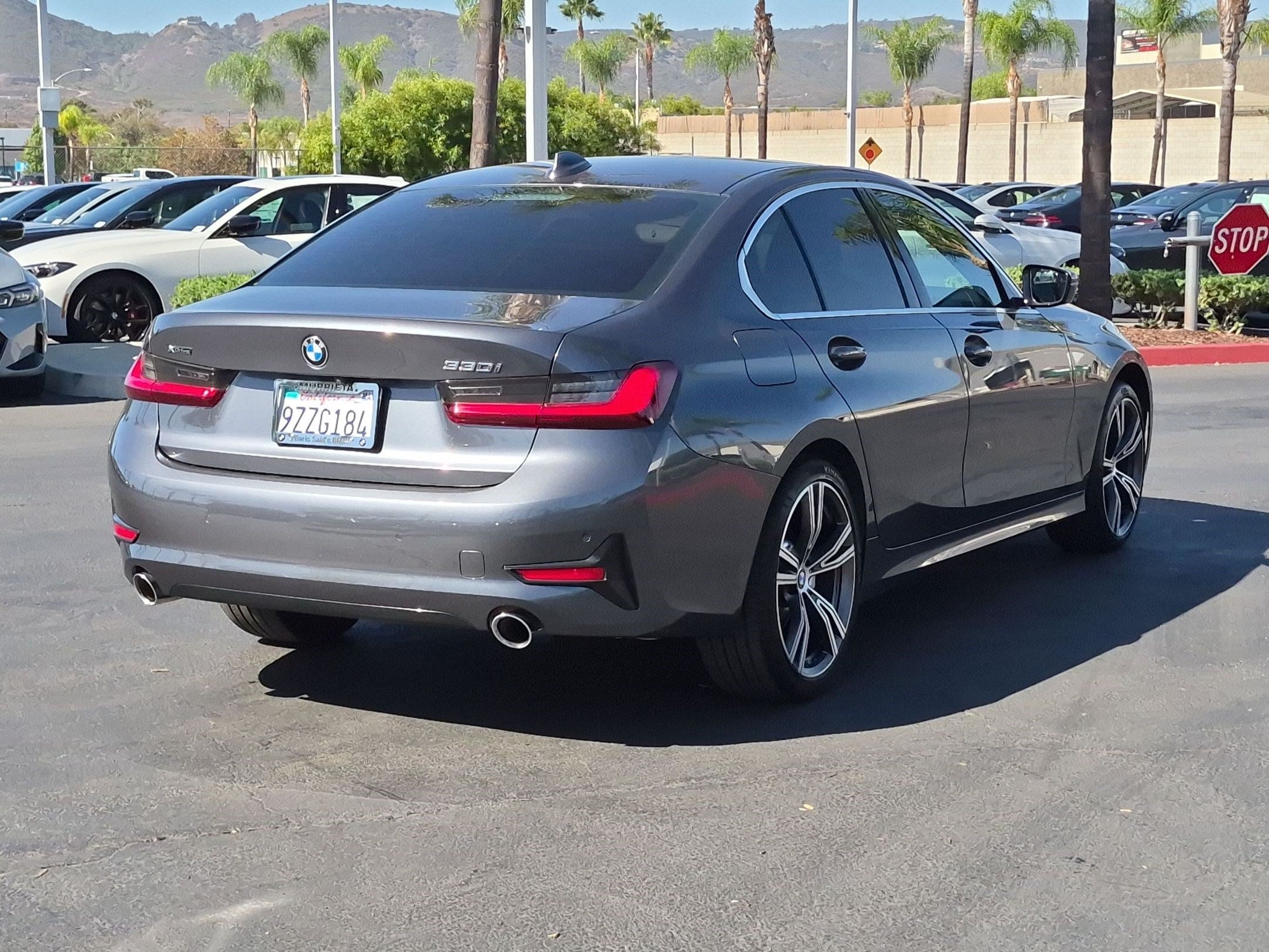 Used 2022 BMW 330i xDrive Sedan w/ Premium Package 2 AWD/4WD image 10