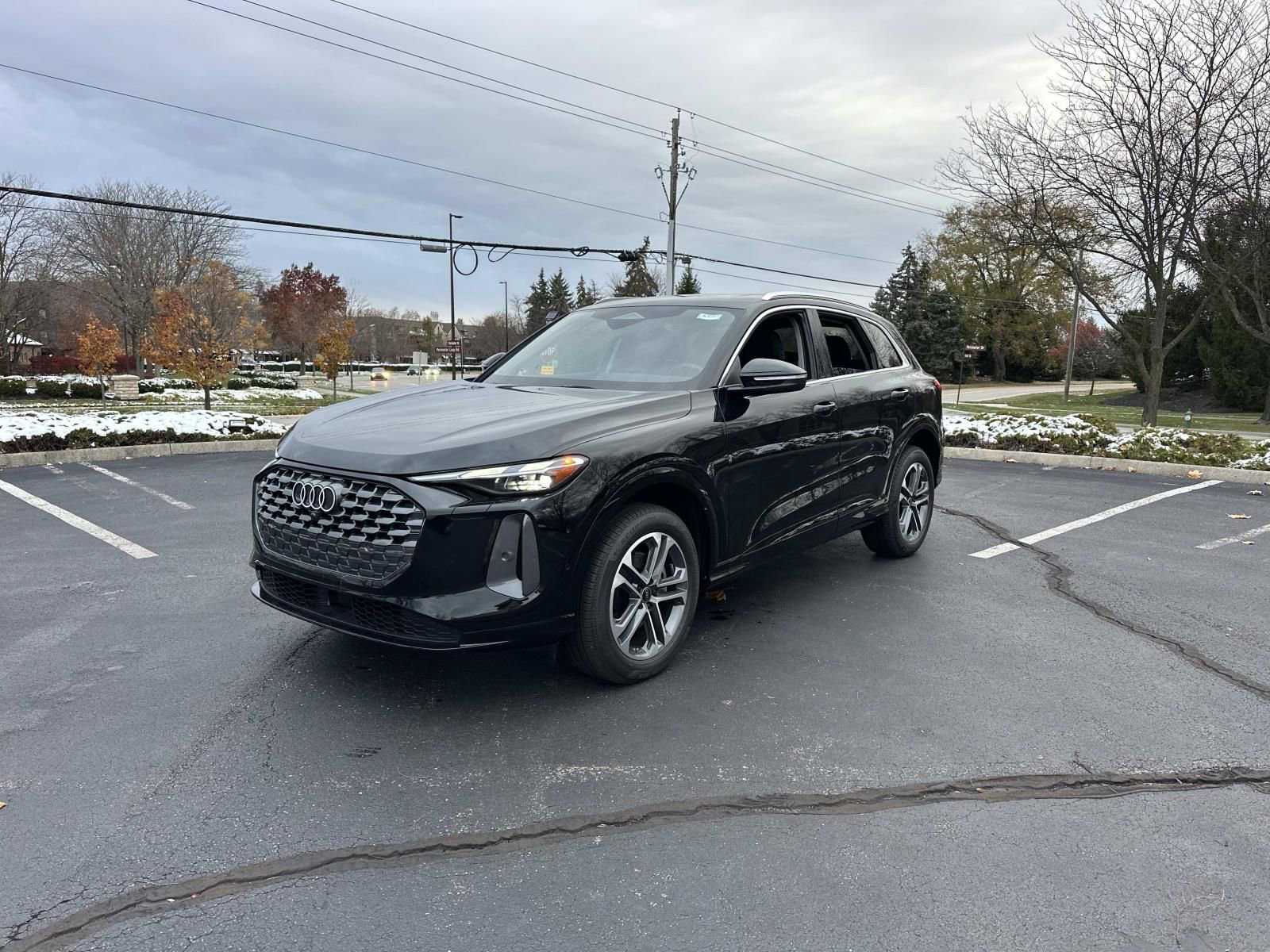 New 2025 Audi Q5 Premium image 3