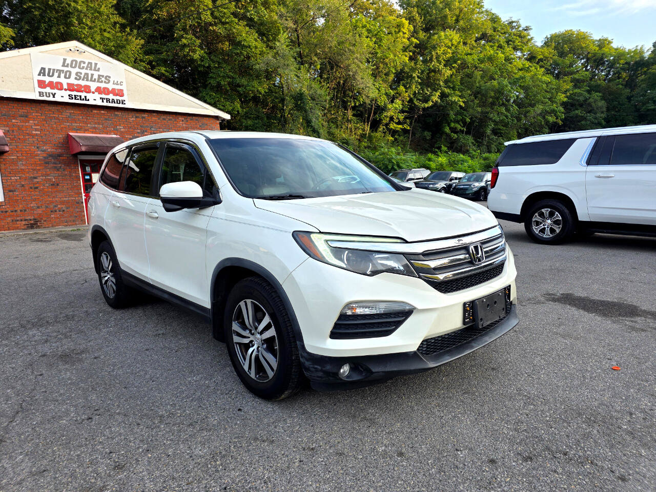 Used 2017 Honda Pilot EX-L image 3