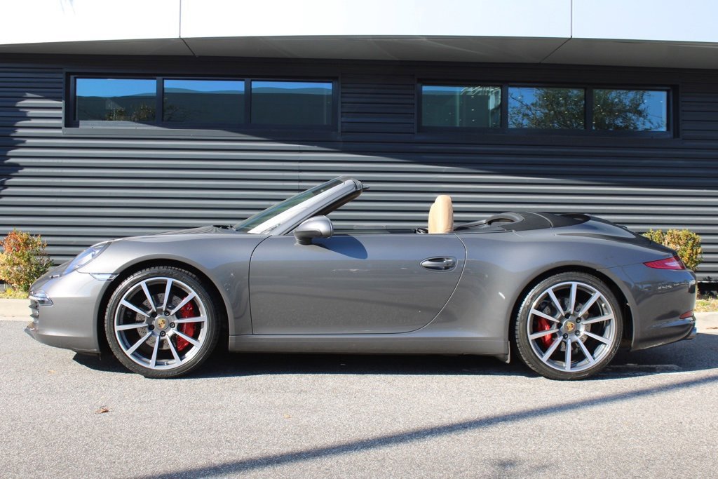 Used 2016 Porsche 911 Carrera S image 2