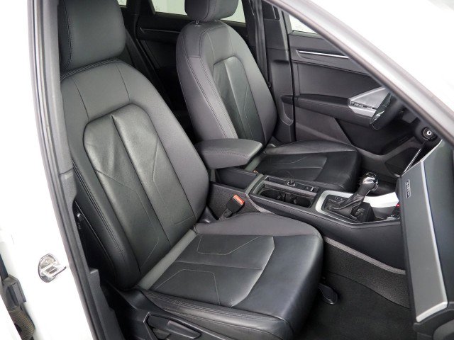Used 2019 Audi Q3 2.0T Premium image 2