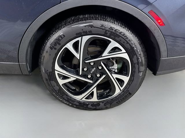 Certified 2024 Lincoln Nautilus Premier w/ Jet Appearance Package image 36