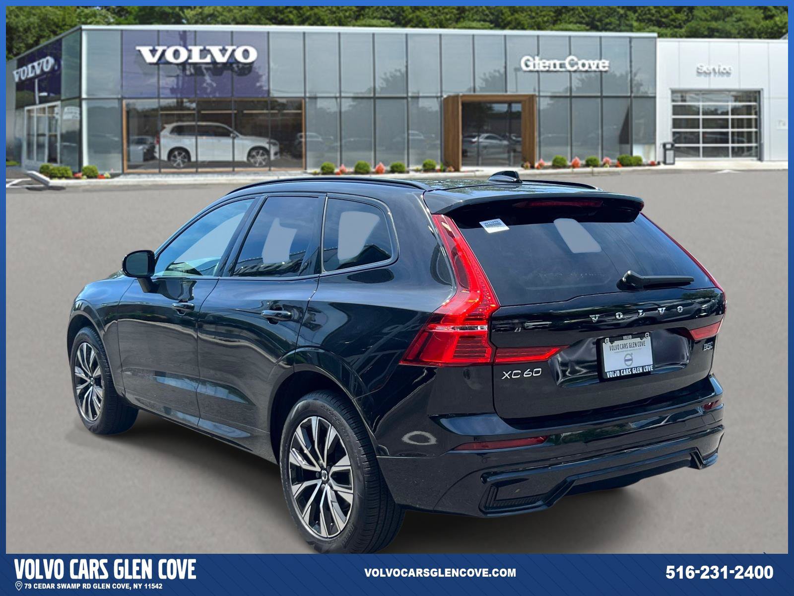 Used 2024 Volvo XC60 B5 Plus AWD/4WD image 4