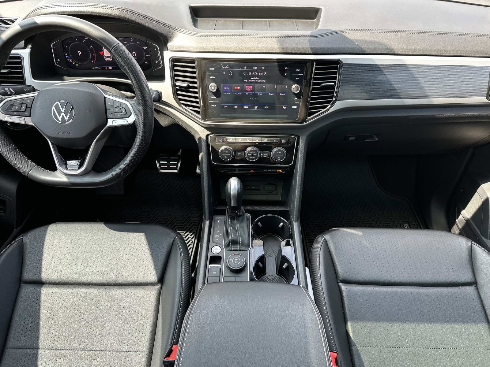 Used 2023 Volkswagen Atlas Cross Sport SEL R-Line AWD/4WD image 14