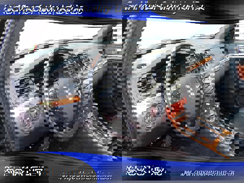 Used 2013 Lincoln MKS AWD image 11