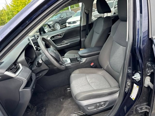 Used 2024 Toyota RAV4 XLE FWD image 13