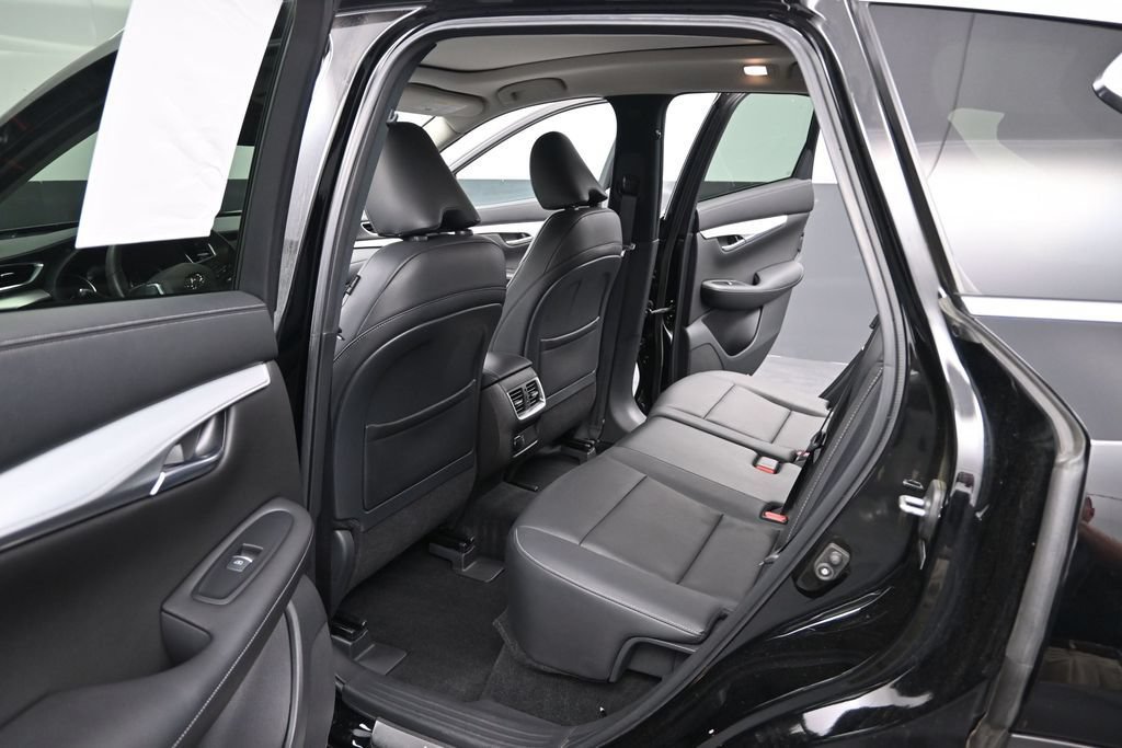 Used 2019 INFINITI QX50 Luxe w/ Navigation Package AWD/4WD image 10