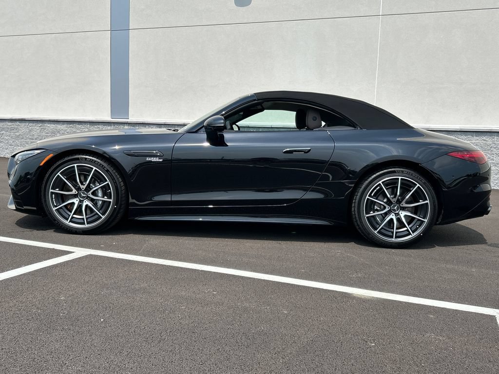 New 2027 Mercedes-Benz SL 43 AMG image 4