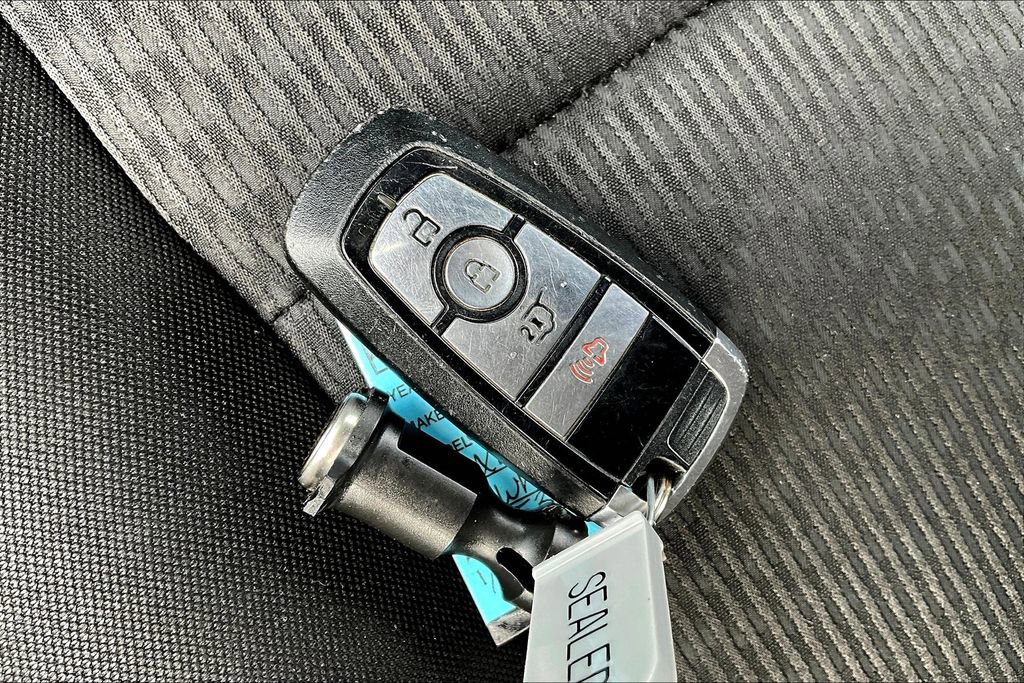 Used 2021 Ford Expedition XLT image 13