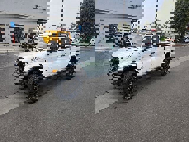 New 2026 Jeep Gladiator Sport