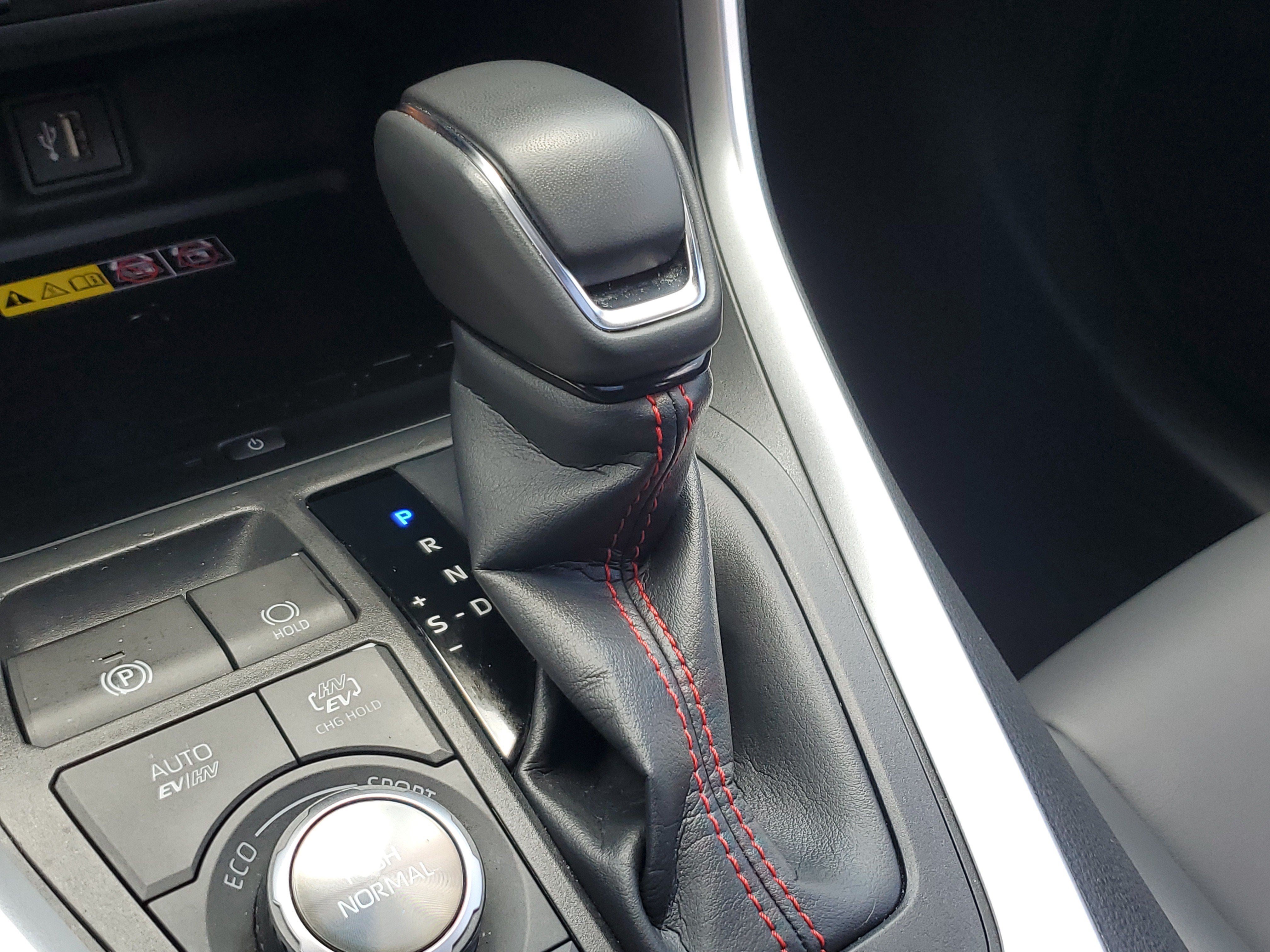 Used 2024 Toyota RAV4 XSE w/ Weather Package AWD/4WD image 34