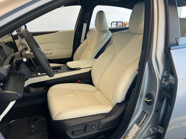 New 2026 Lexus ES 350e FWD image 39