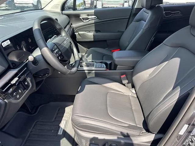 New 2026 Kia Sportage EX AWD/4WD image 8