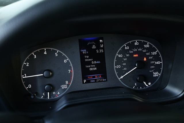 Used 2024 Toyota Corolla LE FWD image 30