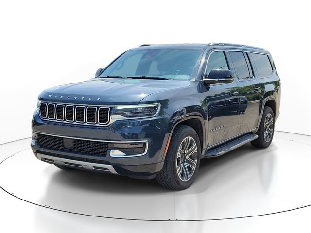 Used 2024 Jeep Wagoneer L Series II w/ Flexible Seating Group AWD/4WD image 2