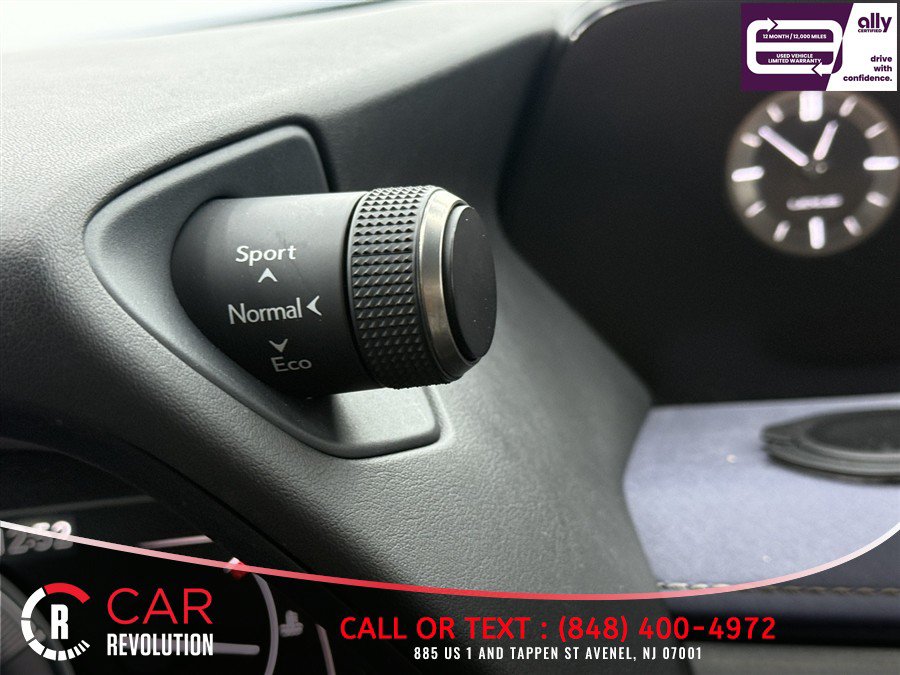 Used 2022 Lexus UX 250h w/ Premium Package AWD/4WD image 15