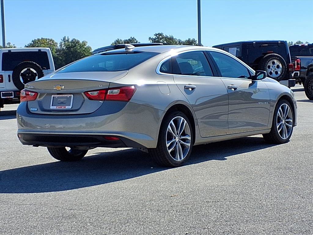 Used 2023 Chevrolet Malibu LT image 2