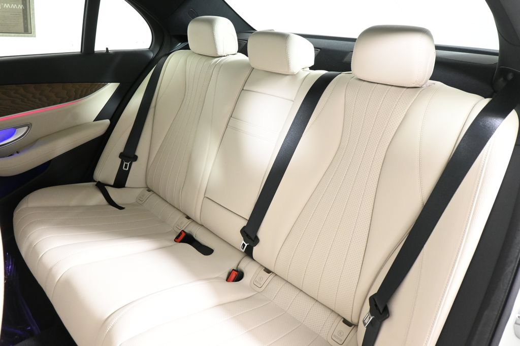 Certified 2022 Mercedes-Benz E 350 4MATIC Sedan image 4