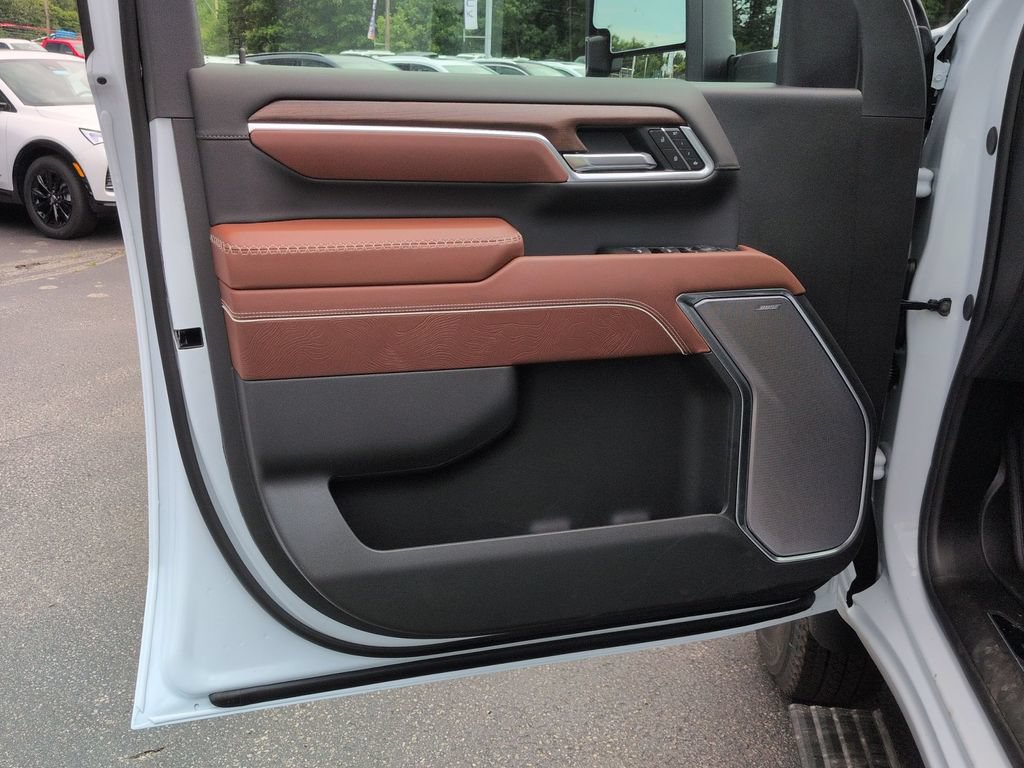 New 2026 GMC Sierra 3500 Denali Ultimate w/ LPO, Black Badging Package AWD/4WD image 27
