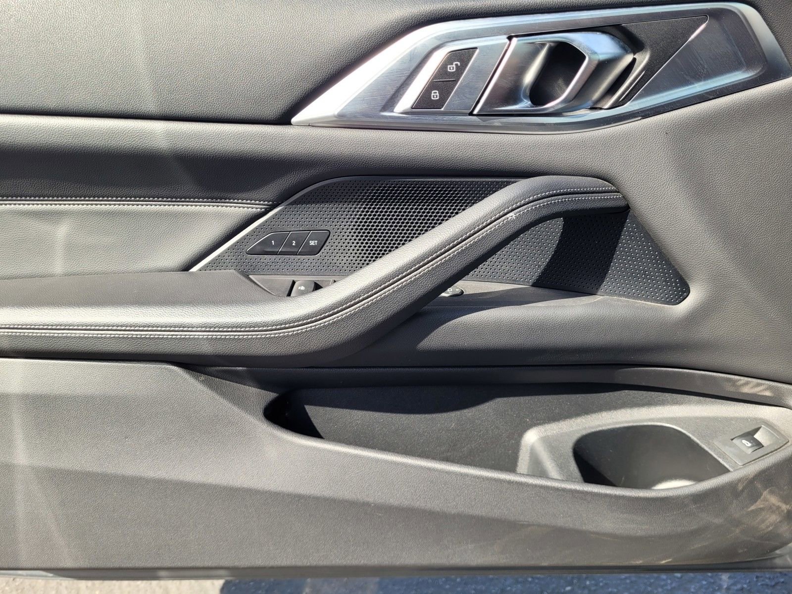 Used 2024 BMW 430i Convertible image 22