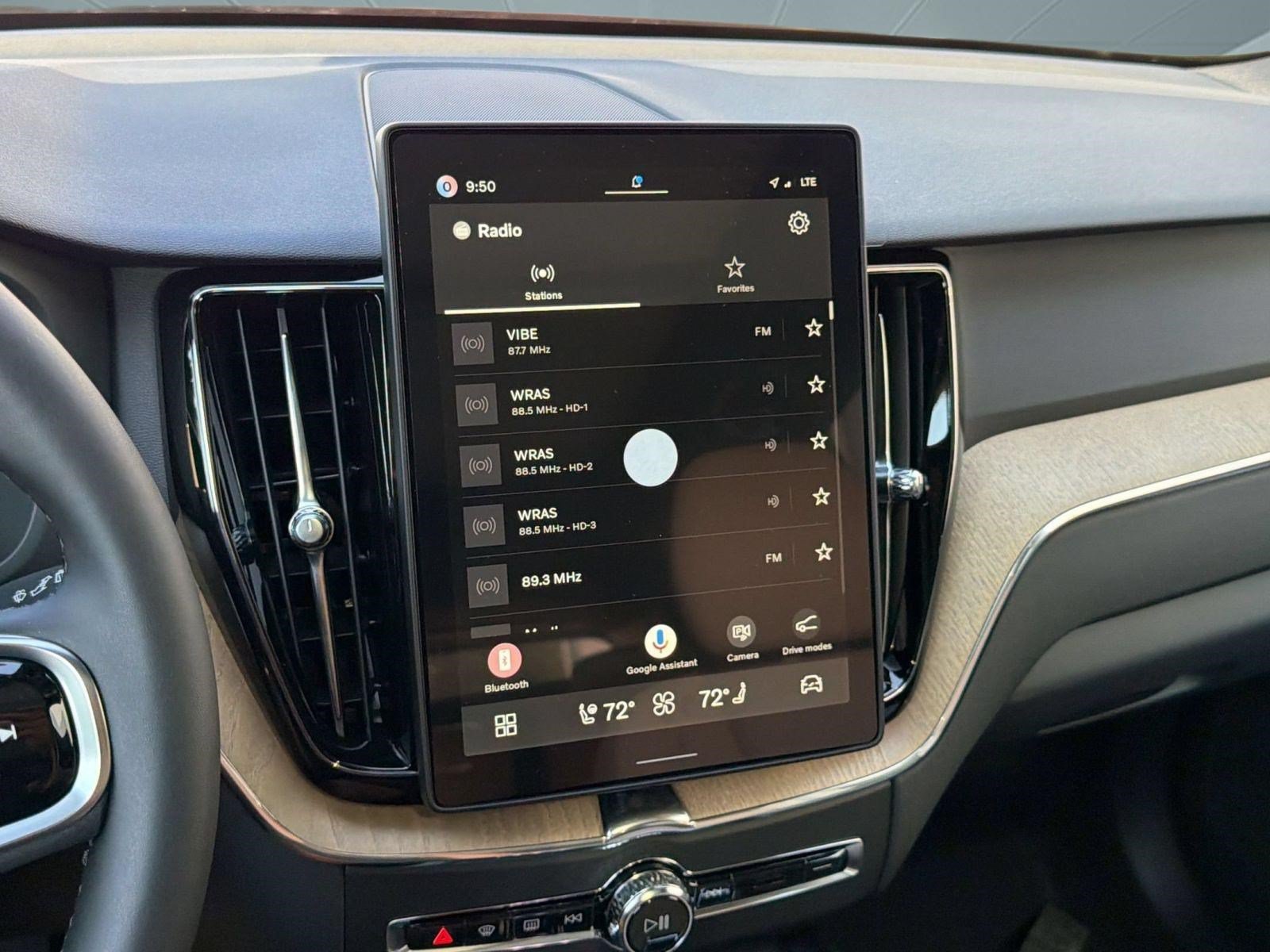 New 2026 Volvo XC60 B5 Plus w/ Climate Package AWD/4WD image 19