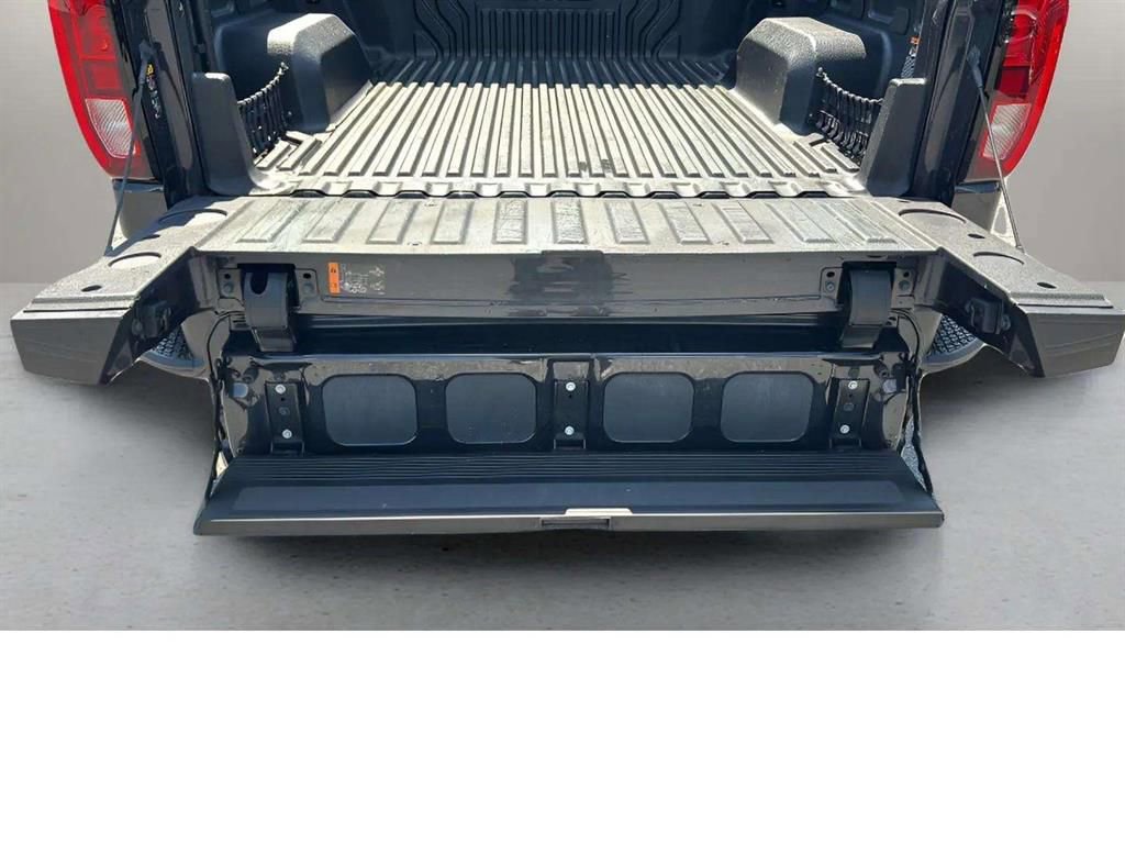 Used 2022 GMC Sierra 1500 Elevation image 10