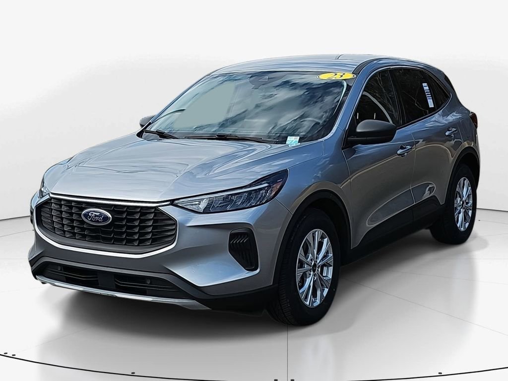 Used 2023 Ford Escape Active image 3
