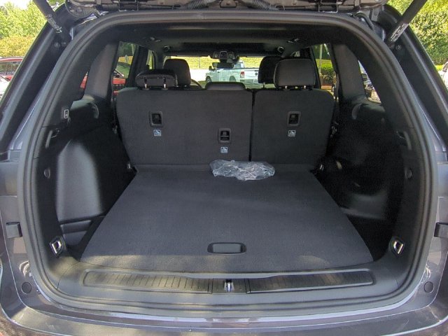 New 2026 Jeep Grand Cherokee Altitude RWD image 35