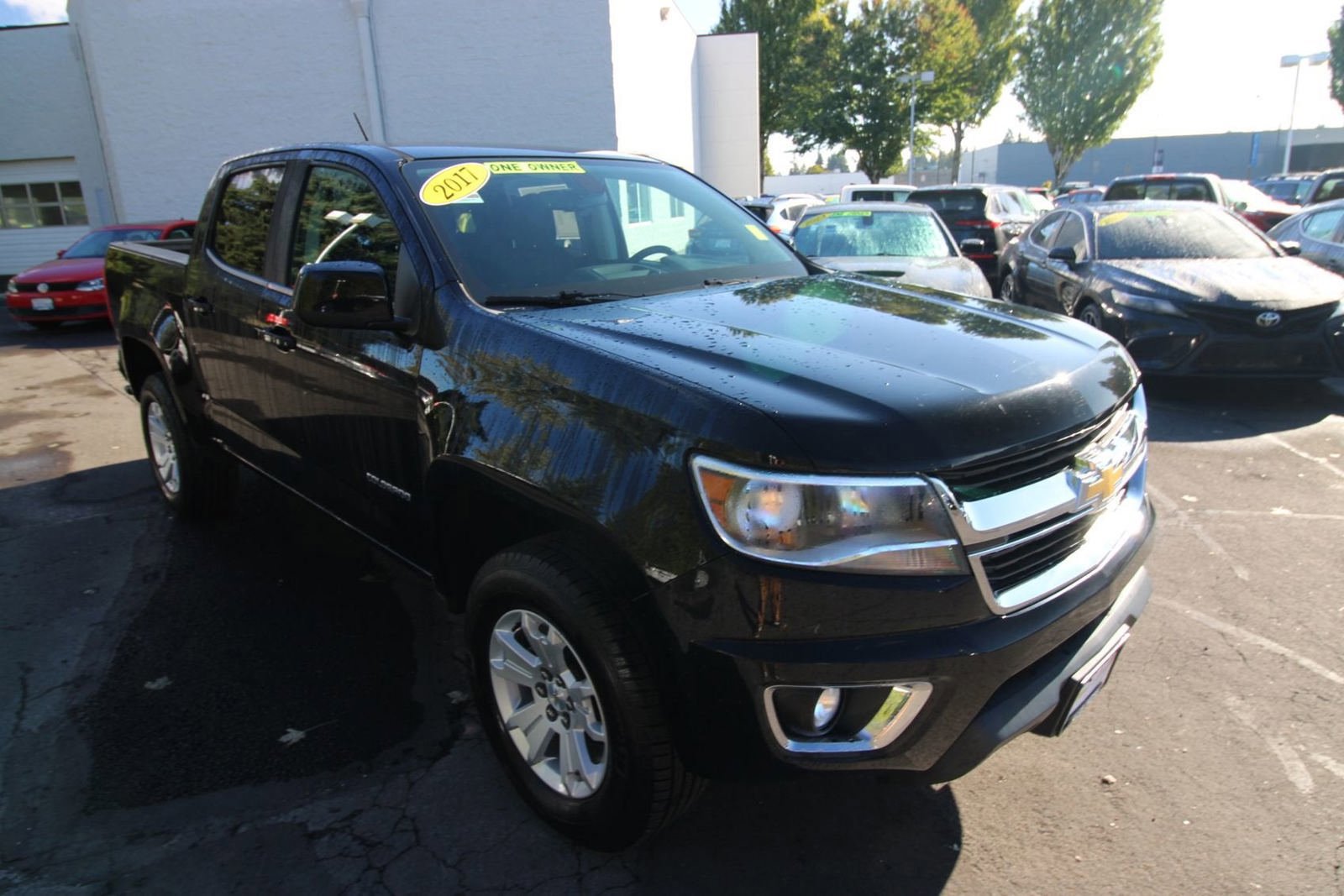 Used 2017 Chevrolet Colorado LT w/ LT Convenience Package RWD image 7