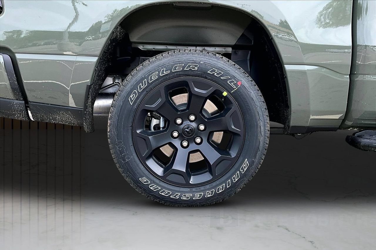 New 2026 RAM 1500 Express AWD/4WD image 33