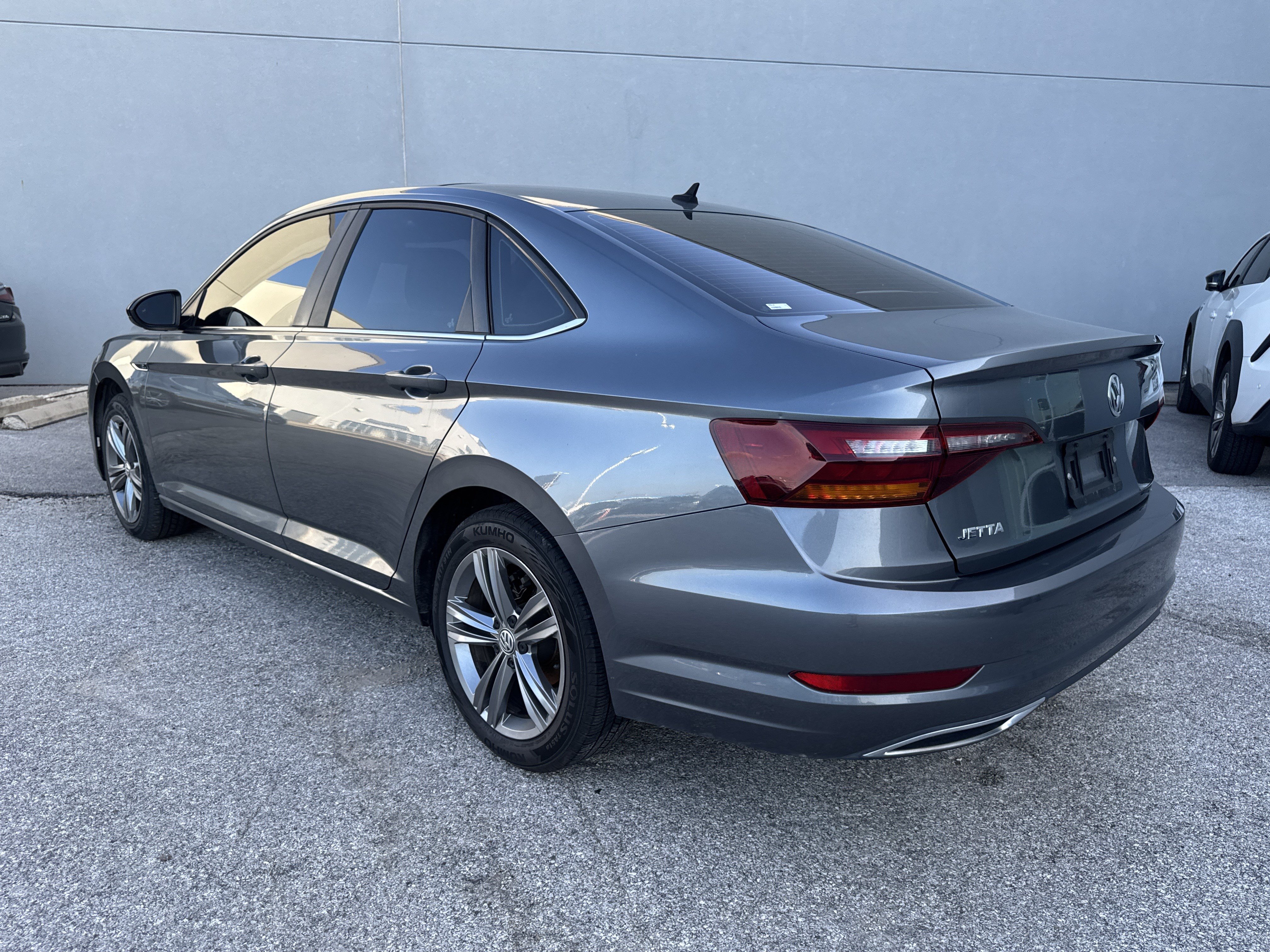 Used 2019 Volkswagen Jetta R-Line FWD image 5