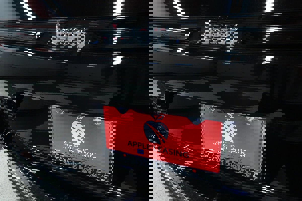 Used 2023 Jeep Grand Cherokee Limited w/ Trailer Tow Prep Group (B) image 26