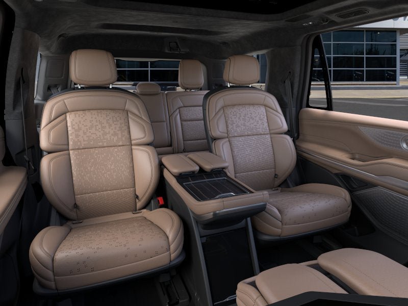 New 2026 Lincoln Navigator Black Label AWD/4WD image 11