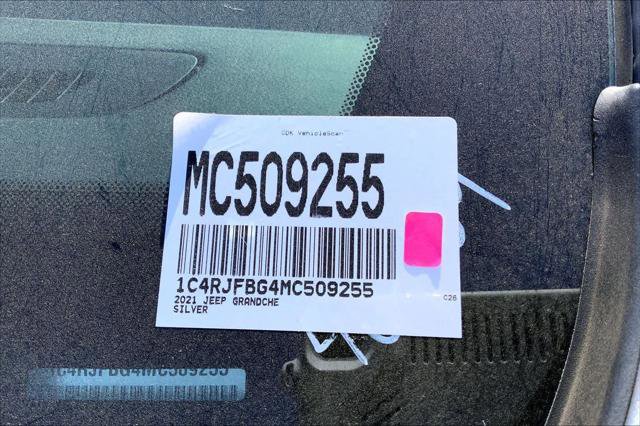 Certified 2021 Jeep Grand Cherokee Limited AWD/4WD image 34