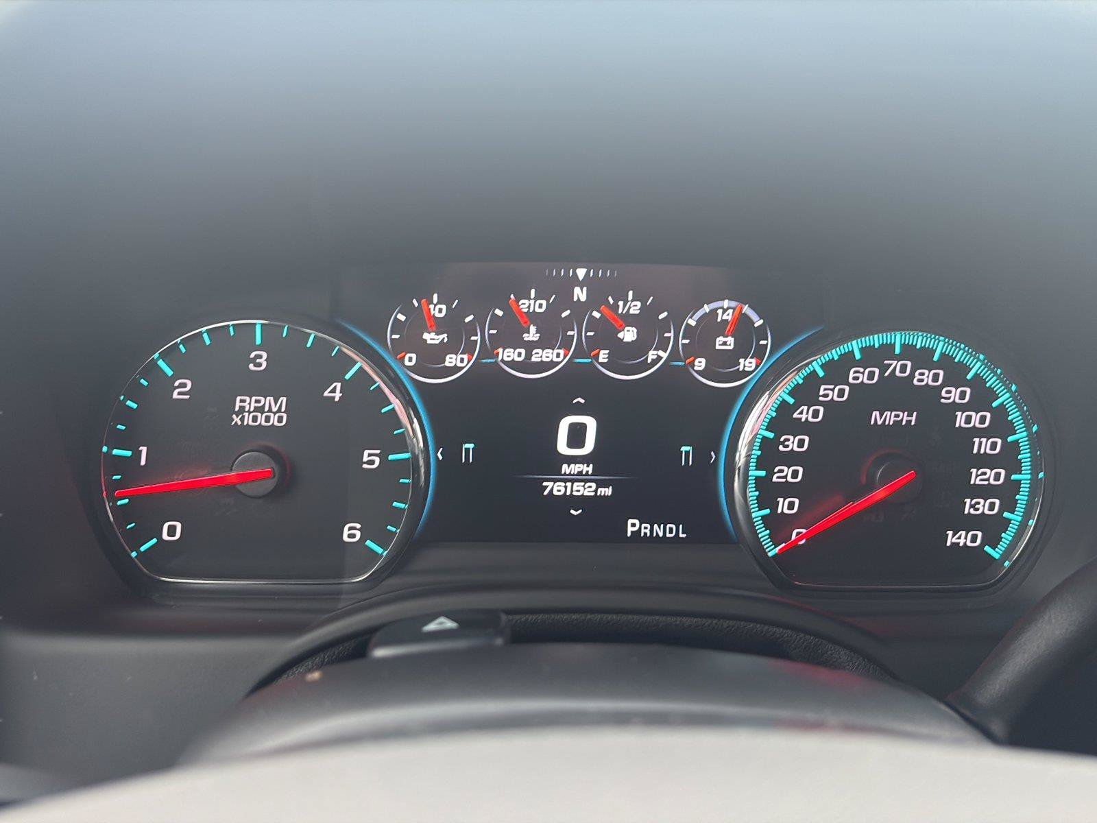 Used 2018 Chevrolet Tahoe Premier AWD/4WD image 12