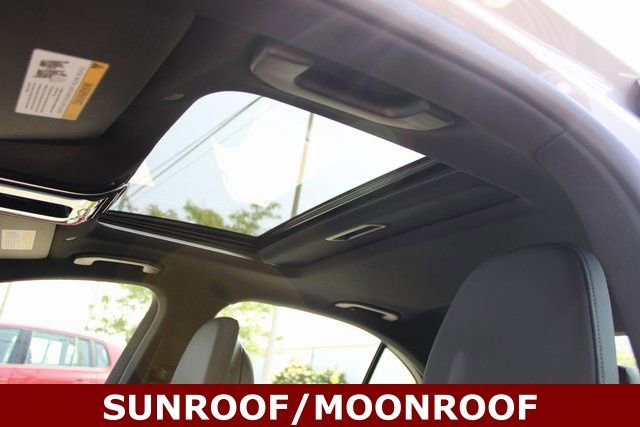 New 2025 Mercedes-Benz C 300 4MATIC Sedan image 16