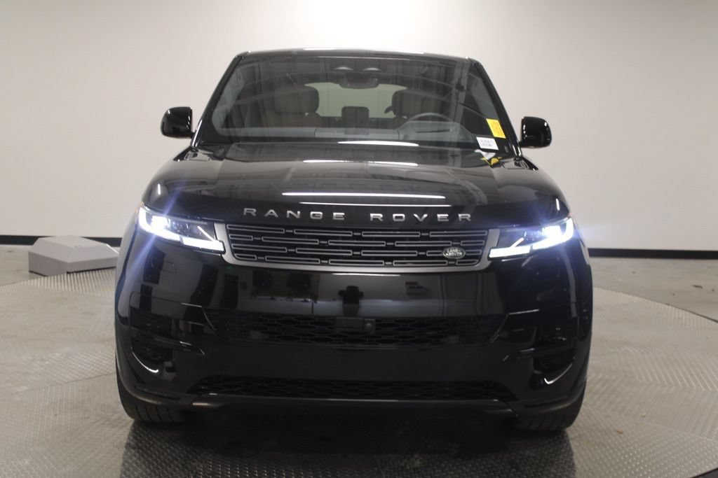 Certified 2025 Land Rover Range Rover Sport SE AWD/4WD image 10