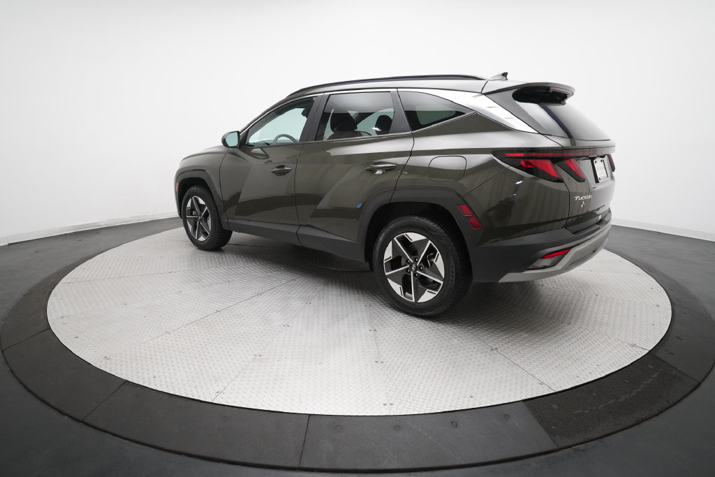 Used 2025 Hyundai Tucson SEL AWD/4WD image 32