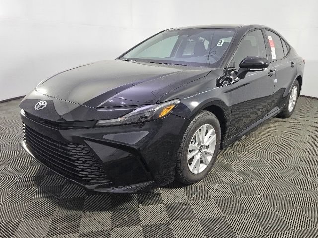 New 2026 Toyota Camry LE FWD image 3
