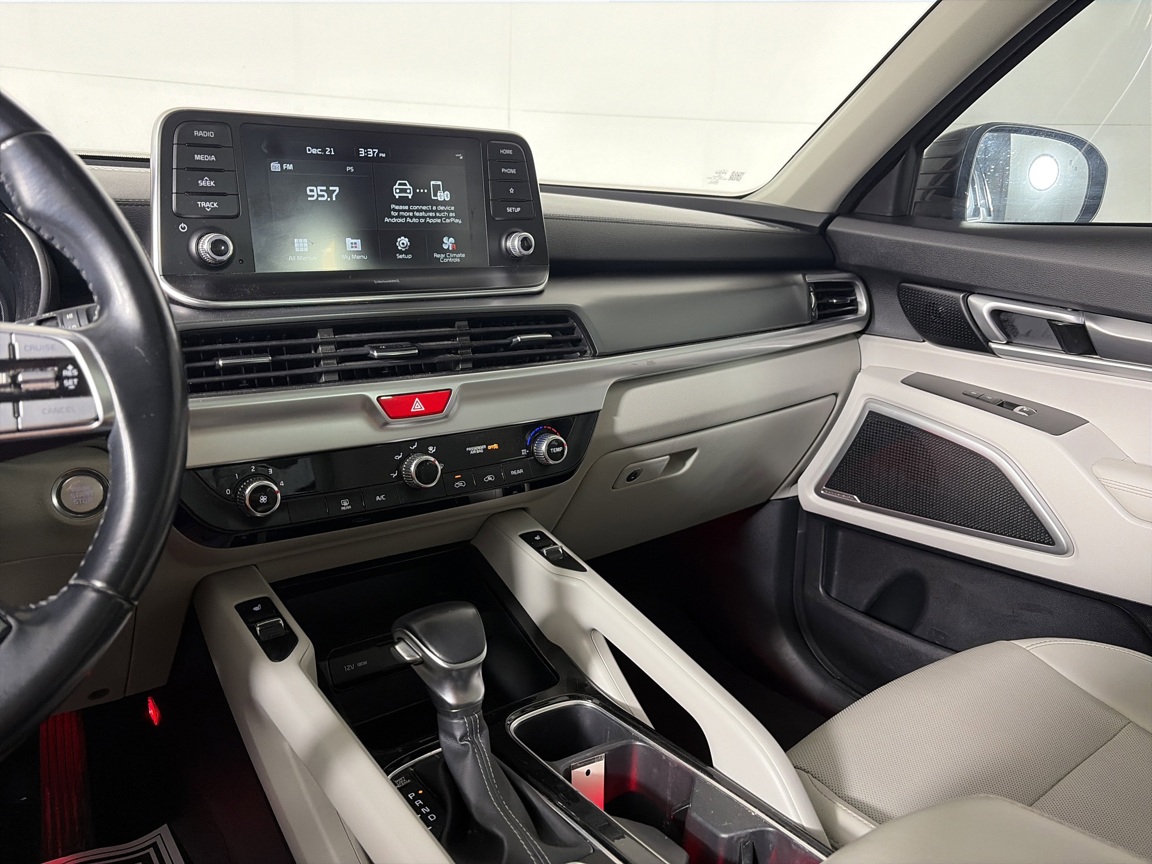 Used 2021 Kia Telluride S image 25