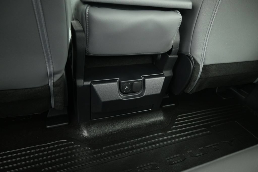 New 2026 Ford F250 XL w/ 360-Degree Camera Package RWD image 15