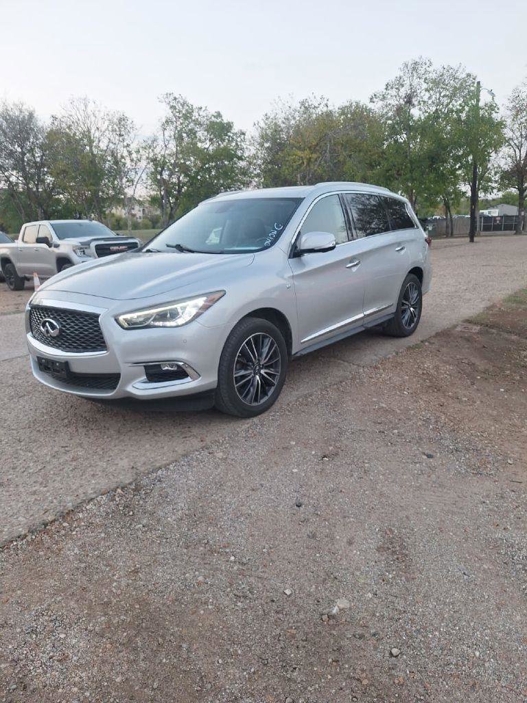 Used 2017 INFINITI QX60 w/ Premium Plus Package image 9