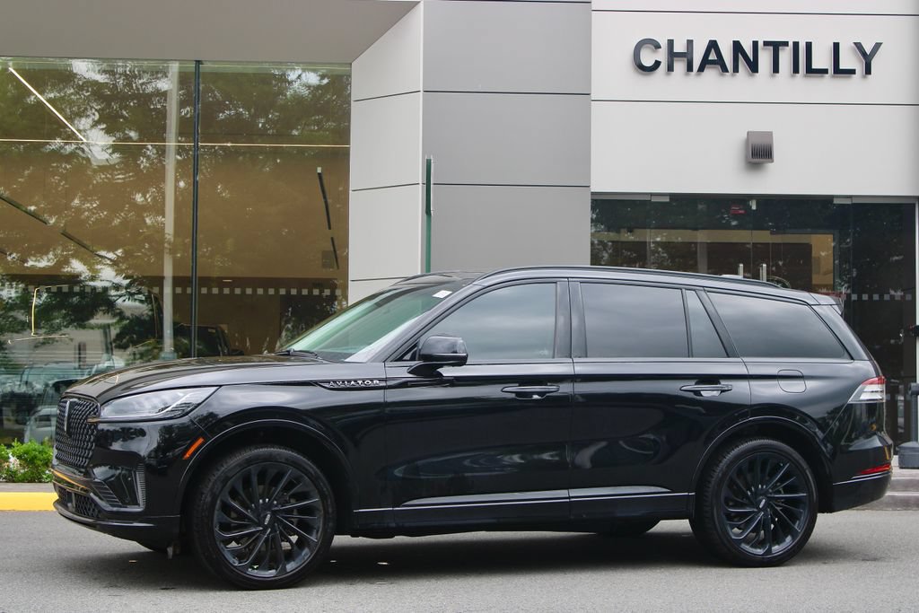Used 2025 Lincoln Aviator Reserve w/ Jet Appearance Package