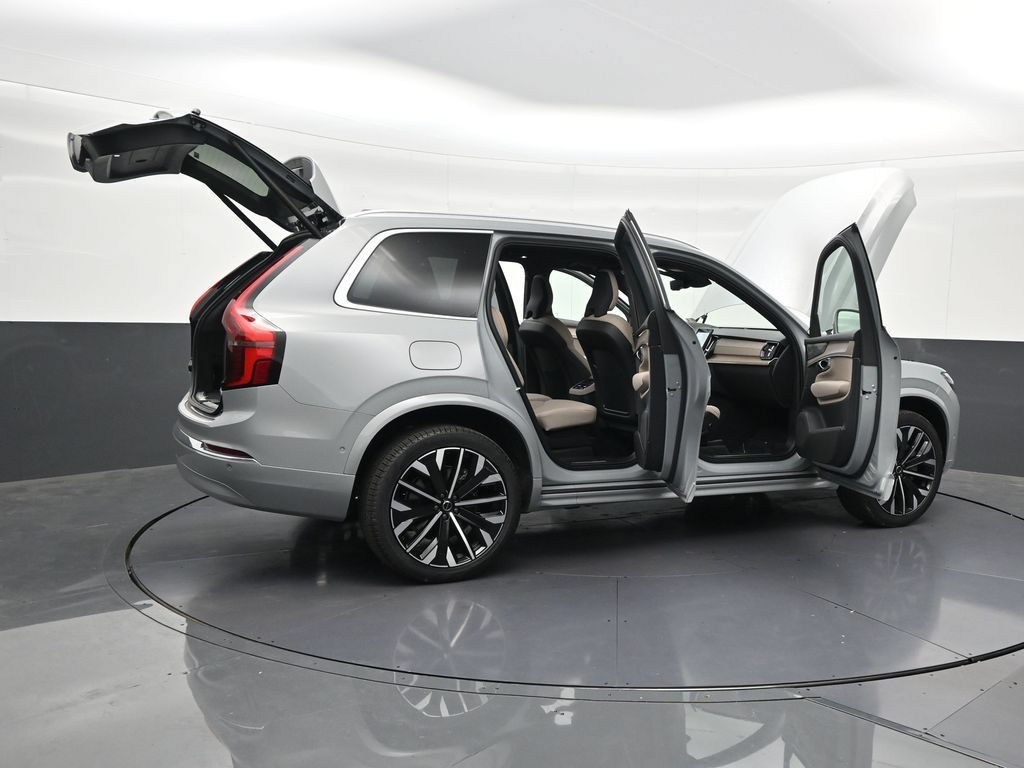 New 2026 Volvo XC90 B6 Plus w/ Protection Package Premier AWD/4WD image 25