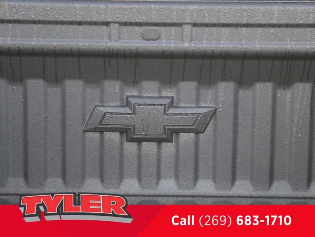 New 2026 Chevrolet Silverado 1500 Custom Trail Boss w/ Dark Appearance Package AWD/4WD image 17