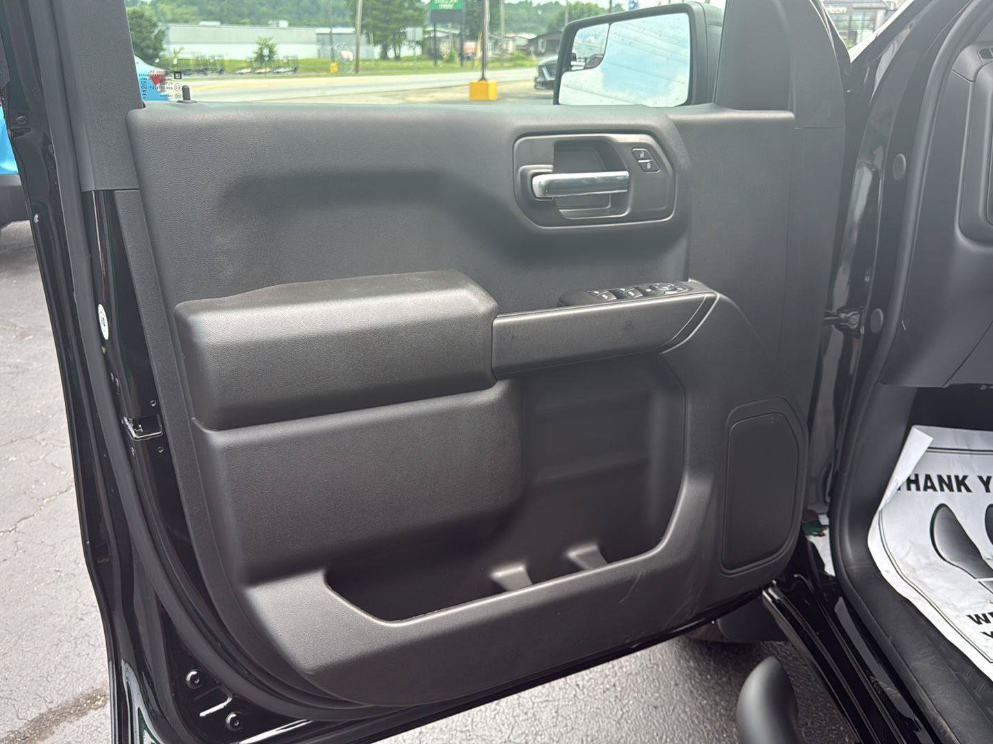 New 2026 Chevrolet Silverado 1500 Custom AWD/4WD image 19
