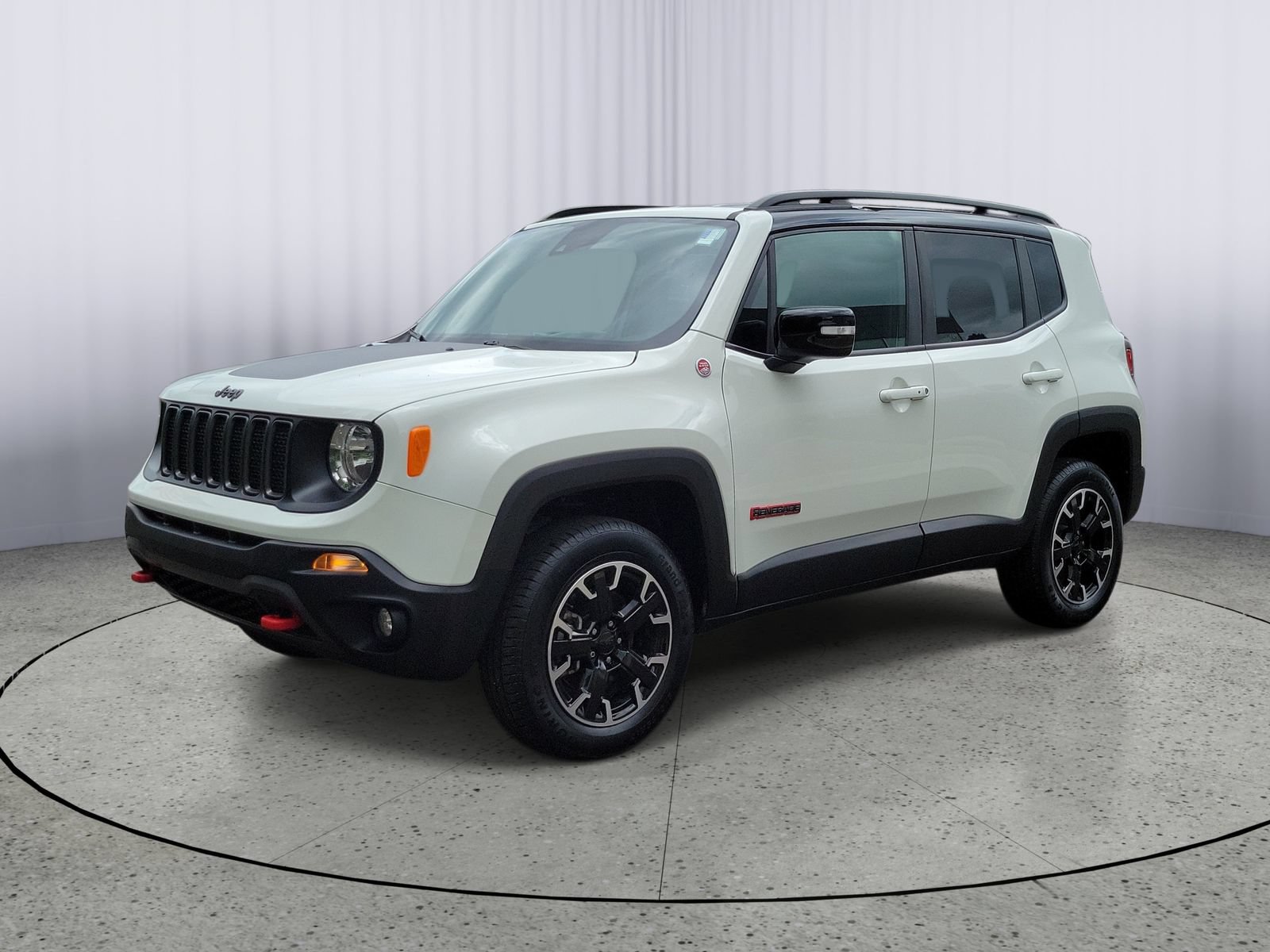 Used 2023 Jeep Renegade Trailhawk w/ Trailer Tow Group AWD/4WD image 5