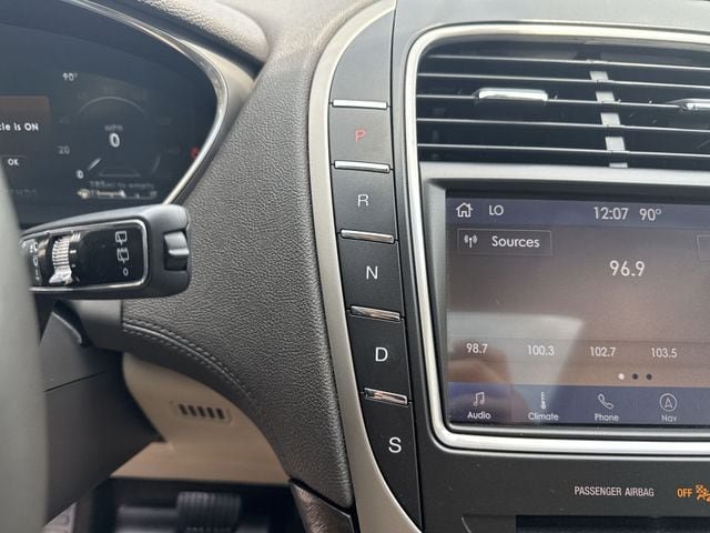 Used 2020 Lincoln Nautilus Reserve w/ Equipment Group 201A AWD/4WD image 20